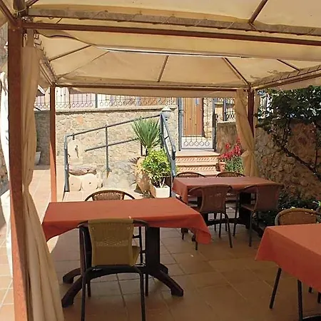 Hotel Rural El Denario 4*
